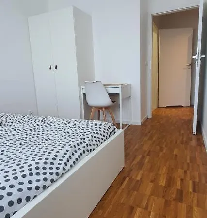 Apartament Na Klecinie * Вроцлав